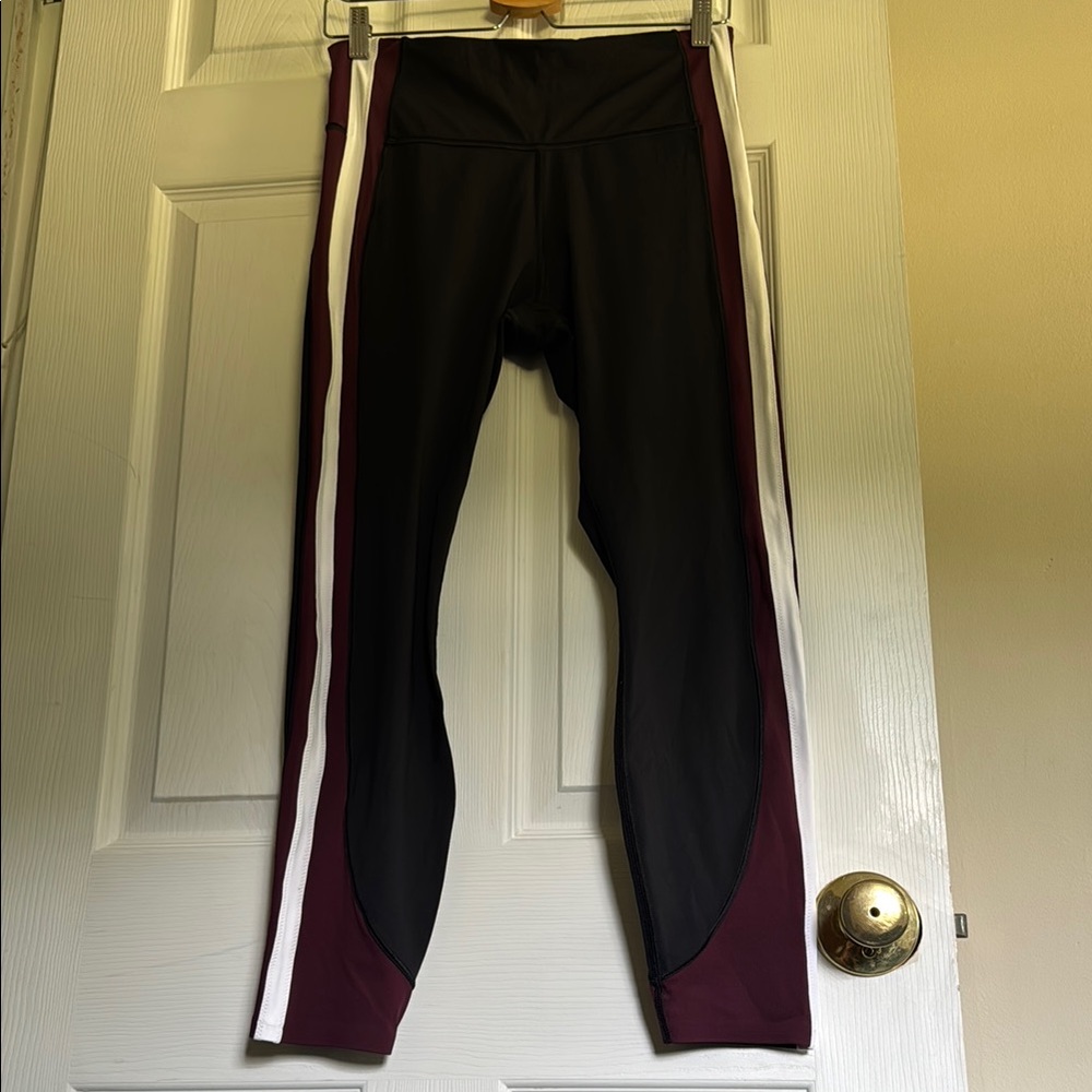Athleta Crunch 7/8 tight